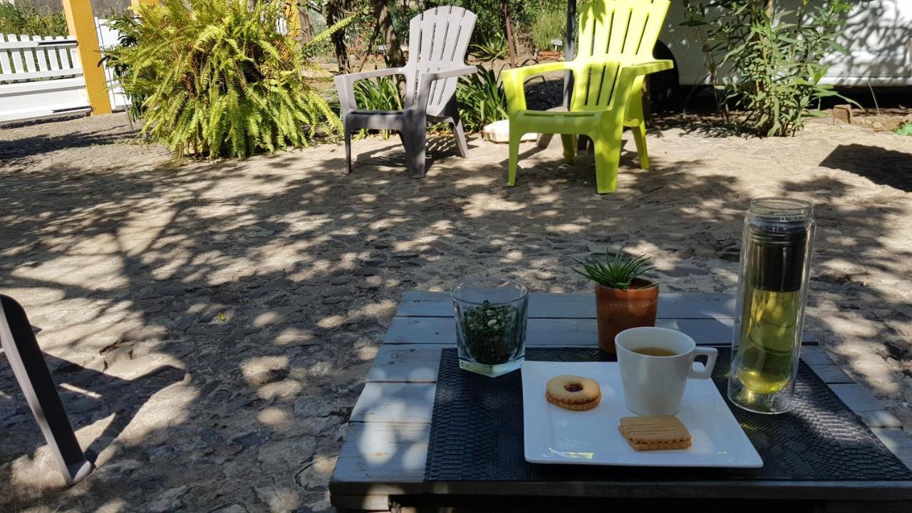 Bed and Breakfast Cote De France Fundura Exterior foto
